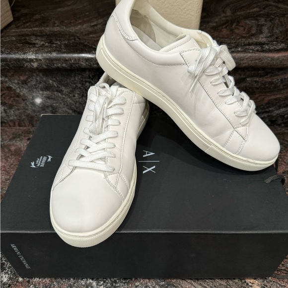 Men’s, Armani Exchange casual sneakers. Size 9 - Picture 10 of 10